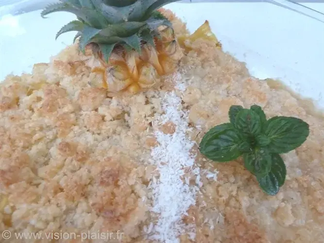 ananas-victoria-crumble-noix-de-coco