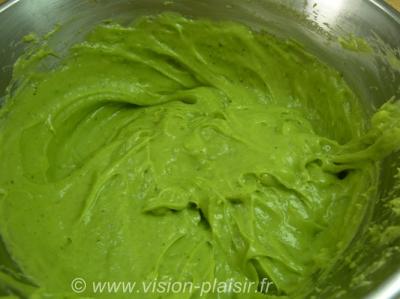 Appareil a flan patissier a la pistache
