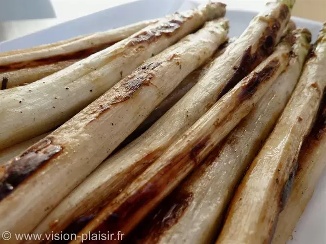 asperges-blanches-a-la-plancha