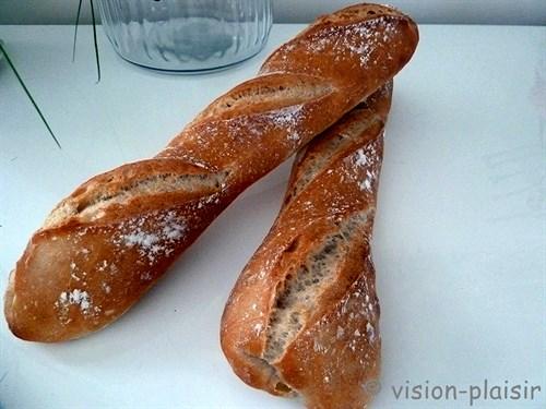 Réalisation et la cuisson des baguettes tradition