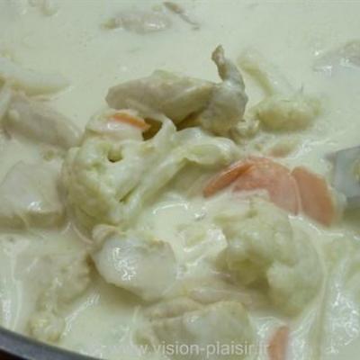 Blanquette de poulet chou fleur et carotte
