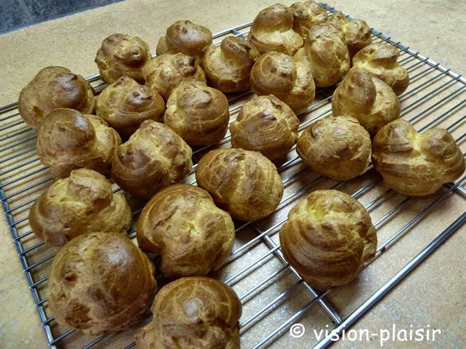 profiteroles