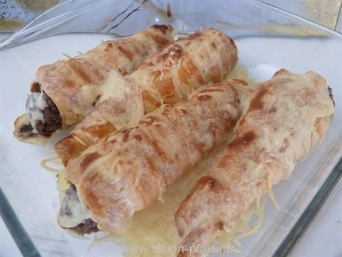 Cones feuilletes a la duxelles de champignons de paris et bechamel gratine fini