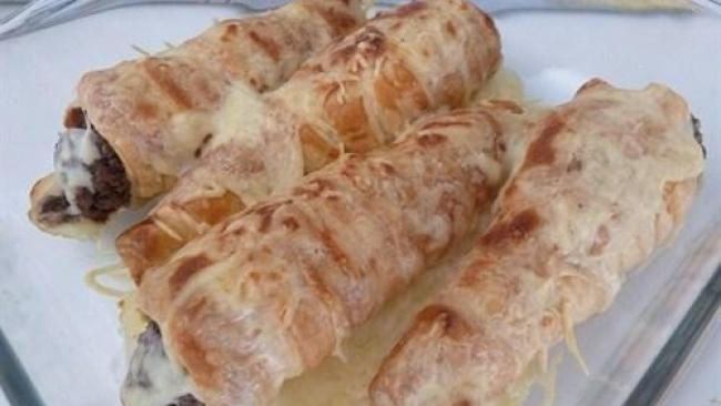 Cones feuilletes a la duxelles de champignons de paris et bechamel gratine fini