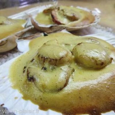 Coquilles st jacques mousseline de potimarron sabayon au pineau des charentes