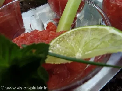 Decoration sorbet a la tomate resultat