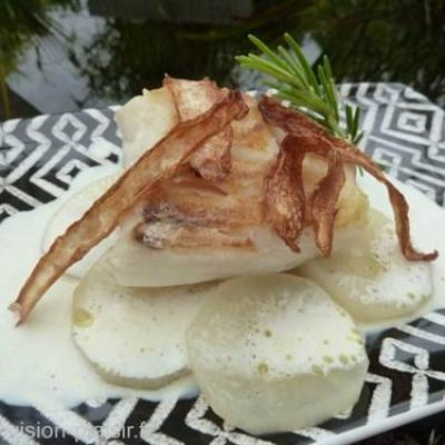 Dos de cabillaud roti aux navets au jus