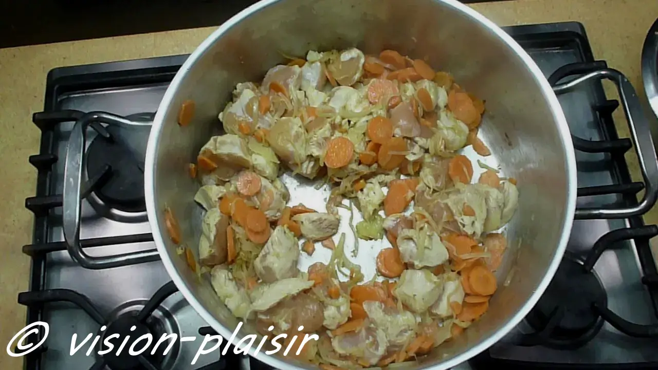 En cours de cuisson blanquette de poulet