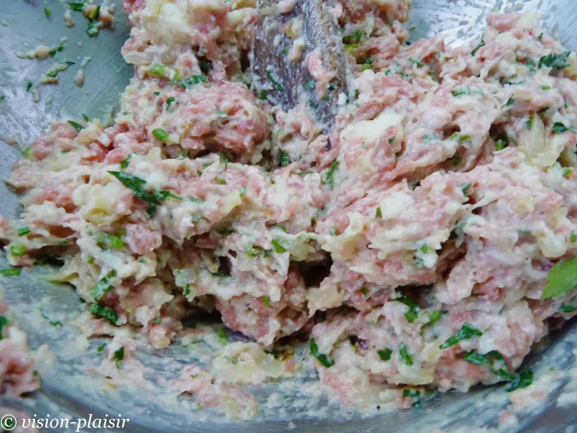 Farce en preparation tourte de la vallee de munster