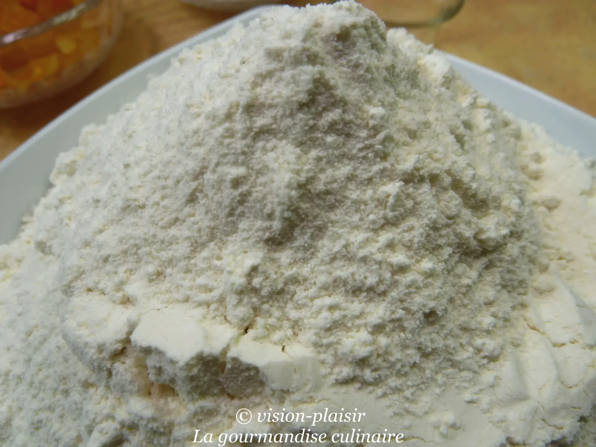 Farine galette des rois aux ecorces d oranges e pepites de chocolat noires 1