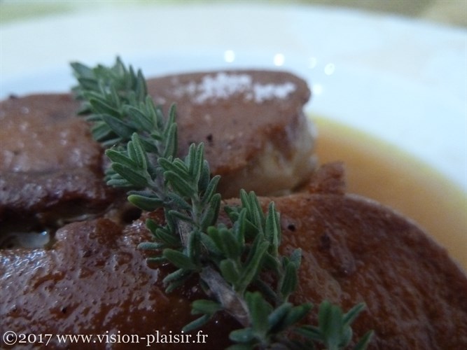 Gourmandise soupe gourmande foie gras canard fetes fin d annee