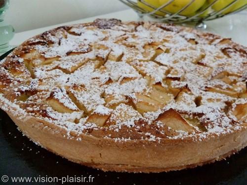 Ma tarte Charentaise aux pommes.