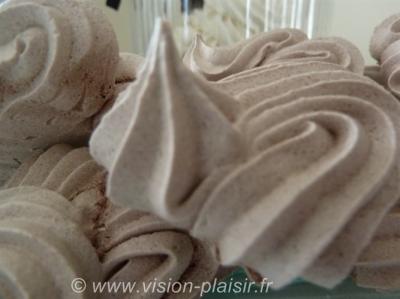 Meringue au cacao
