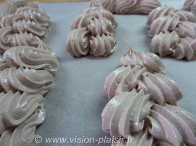 Meringues cacao simple