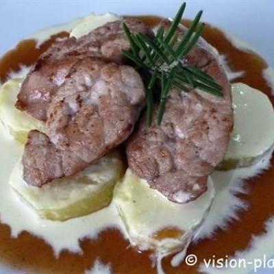 Noix de ris de veau et pommes de tere safrane