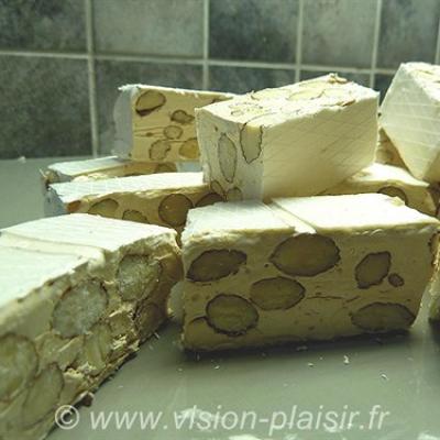 Nougat blanc aux amandes