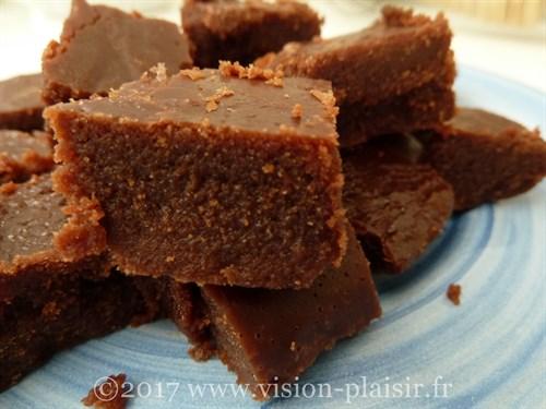 Pavés sucrés au chocolat.