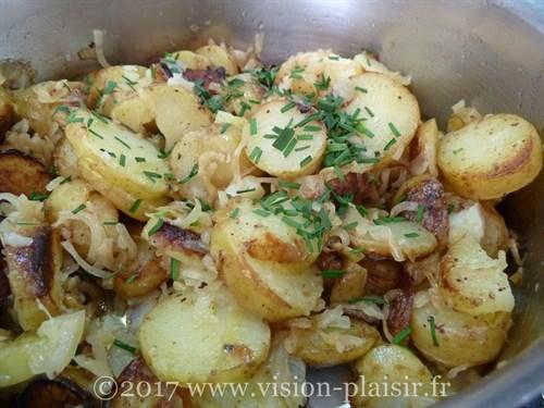 Mes pommes de terre Lyonnaise.