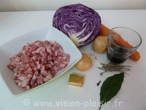 Chou Rouge Braisé aux Lardons : Recette Savoureuse et Réconfortante