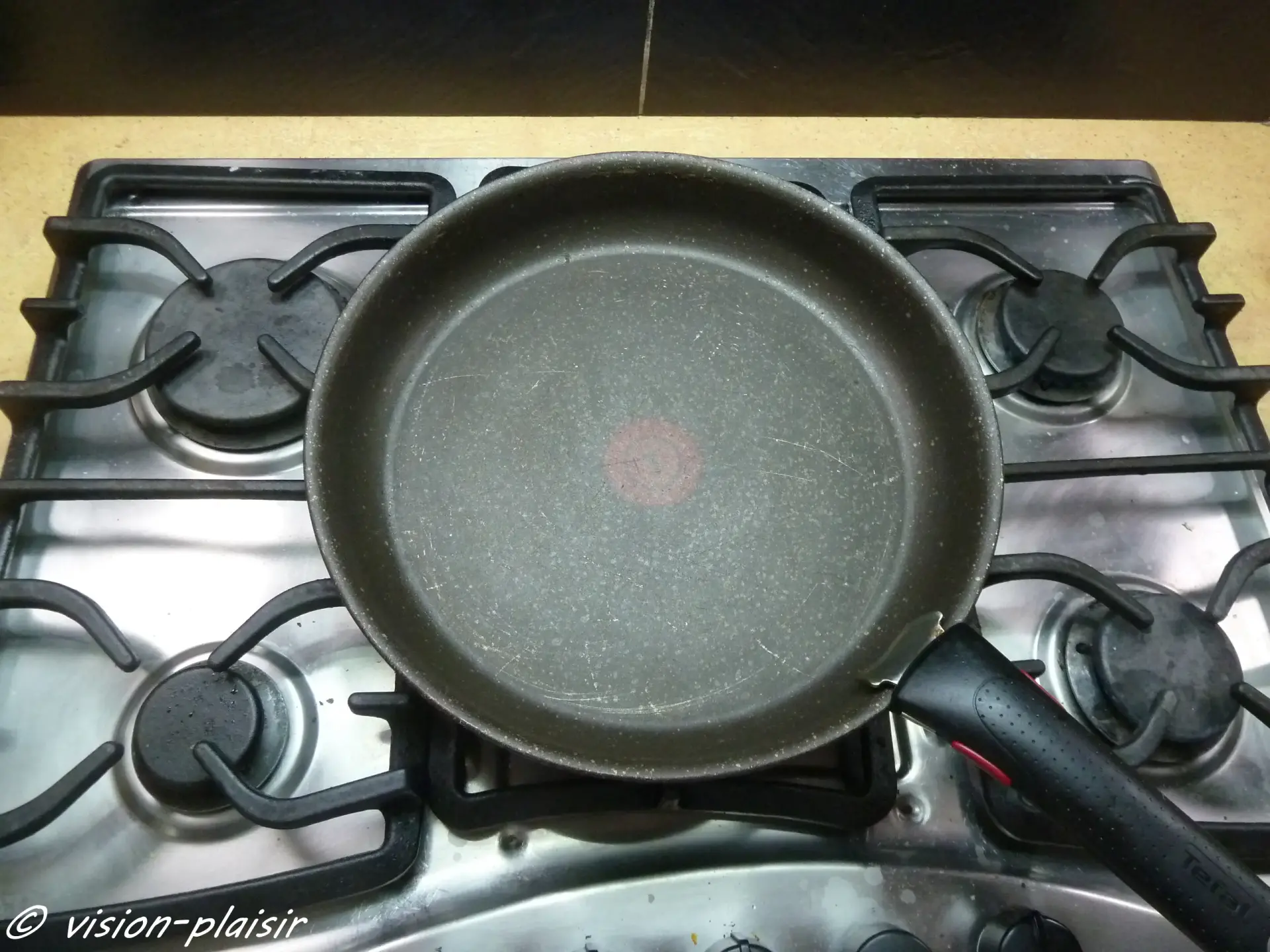 Poele pour cuire les cordons bleus