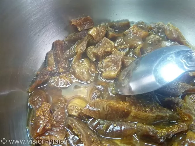 preparation-cake-aux-figues