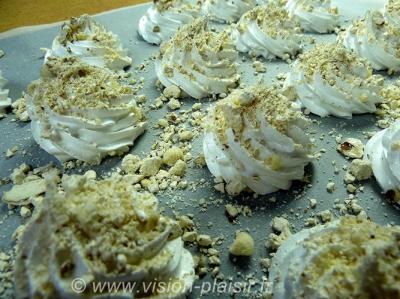 Preparation meringues nougat