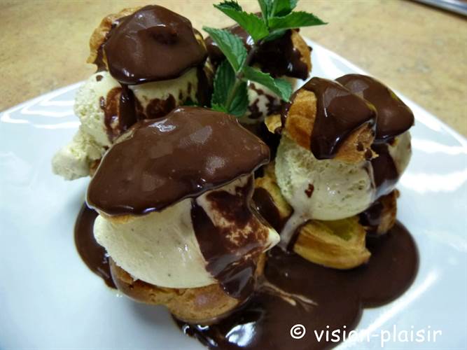 profiteroles-au-chocolat