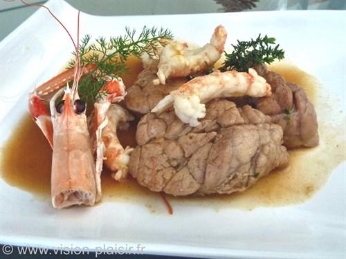 La réalisation des ris de veau aux langoustines terre et mer