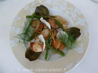 Salade st jacques asperges vertes balsamique