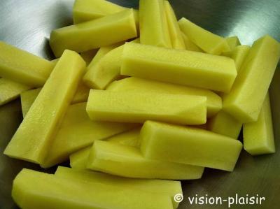 Taille pommes pont neuf