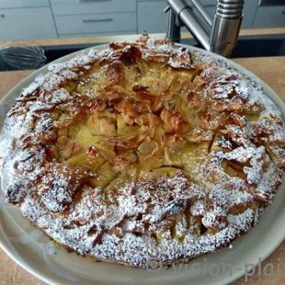 Tarte aux pommes et amandes 1