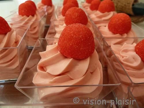 Recette de la ganache montée aux fraises Tagada.